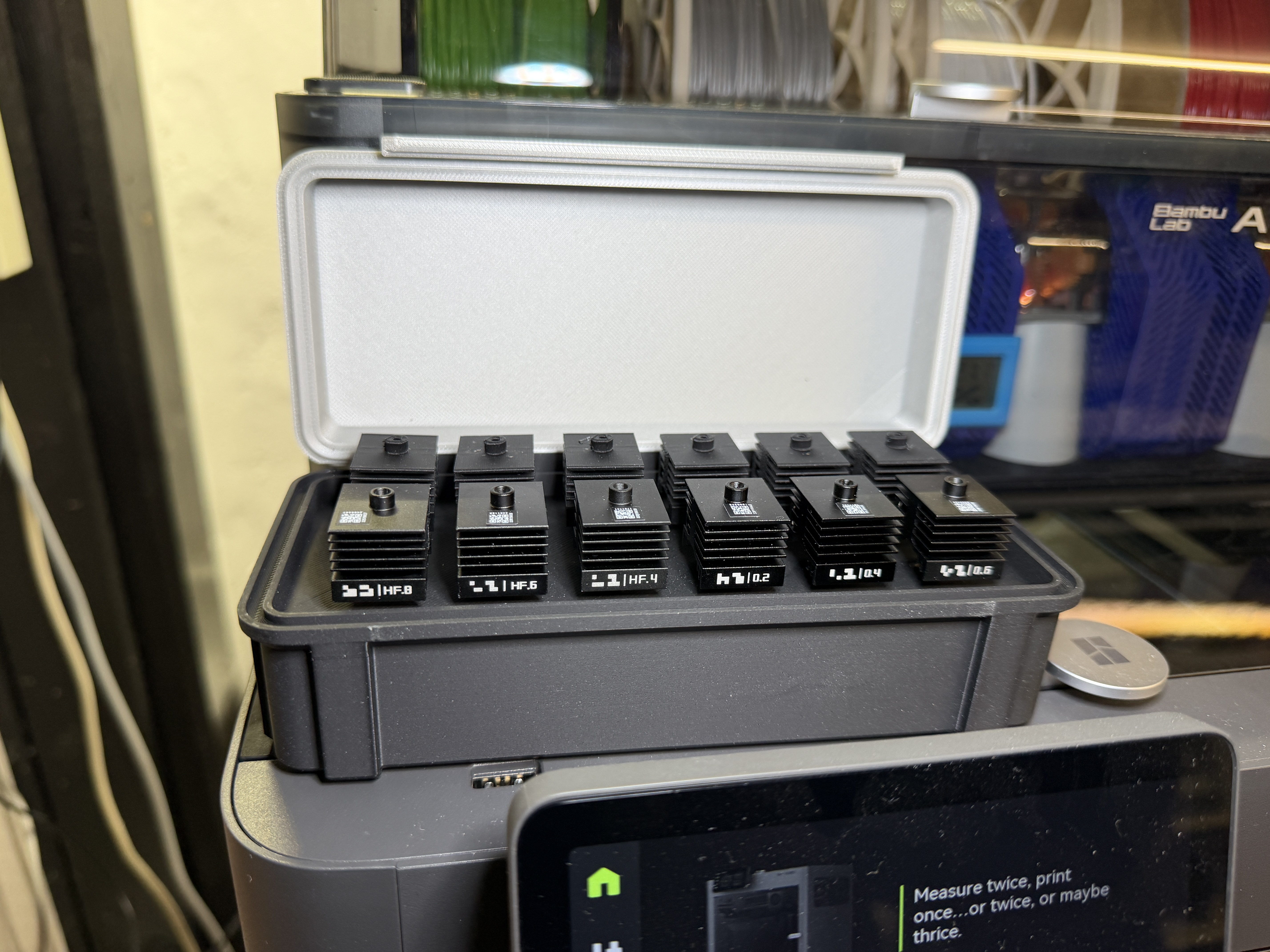Hotend Storage Box for Bambu Lab H2/P2S/X2D - Free 3D Print Model