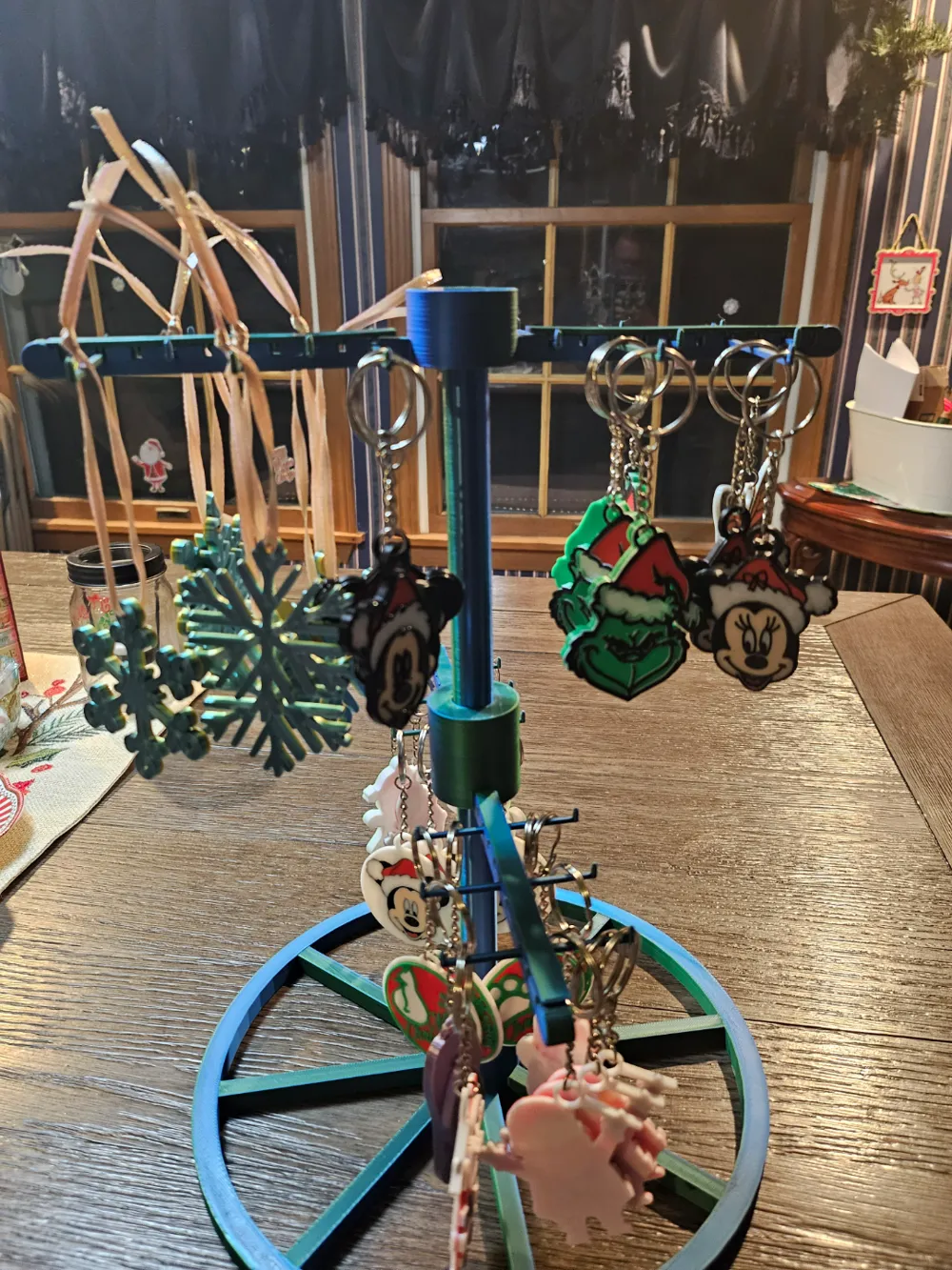 Configurable Jewelry or Keychain Display Stand by Jeff Smith MakerWorld ...