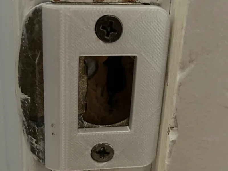 Door latch extender 