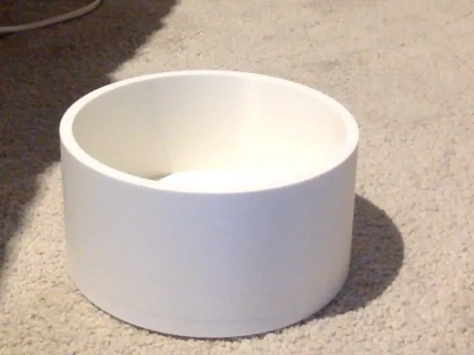 Simple universal container