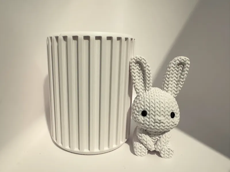 Modern Pen Holder 