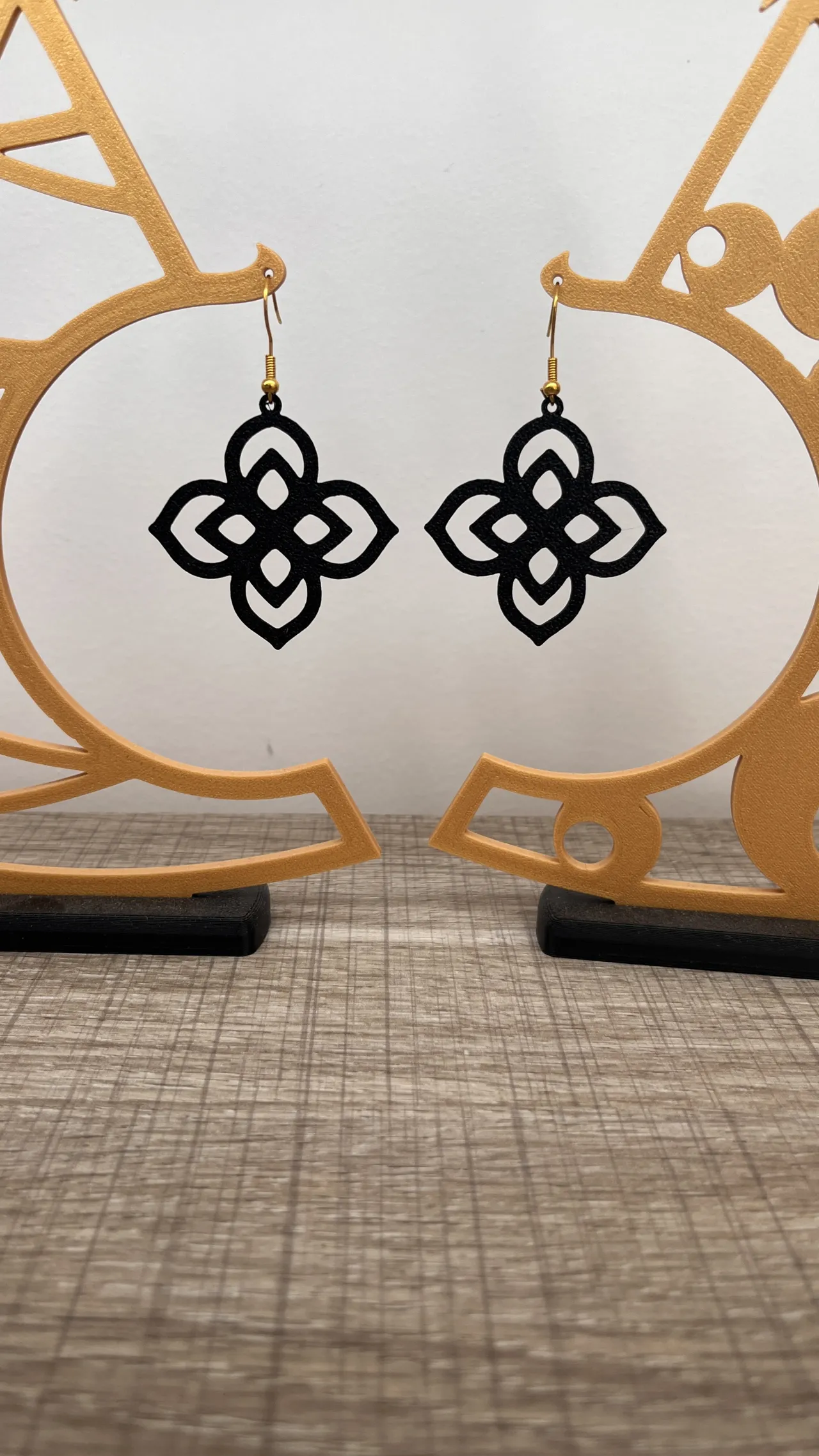 Earrings - Fashion 03 view 3