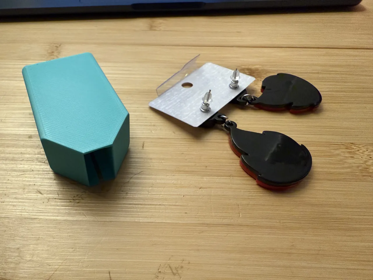 Swift Earring Back Remover & Collector view 2