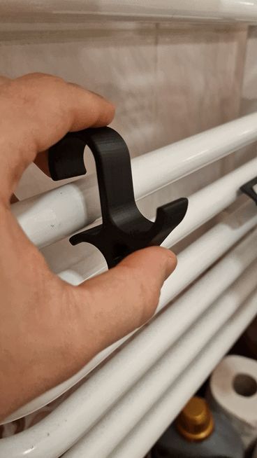 Bathroom radiator hook / hanger towel v2