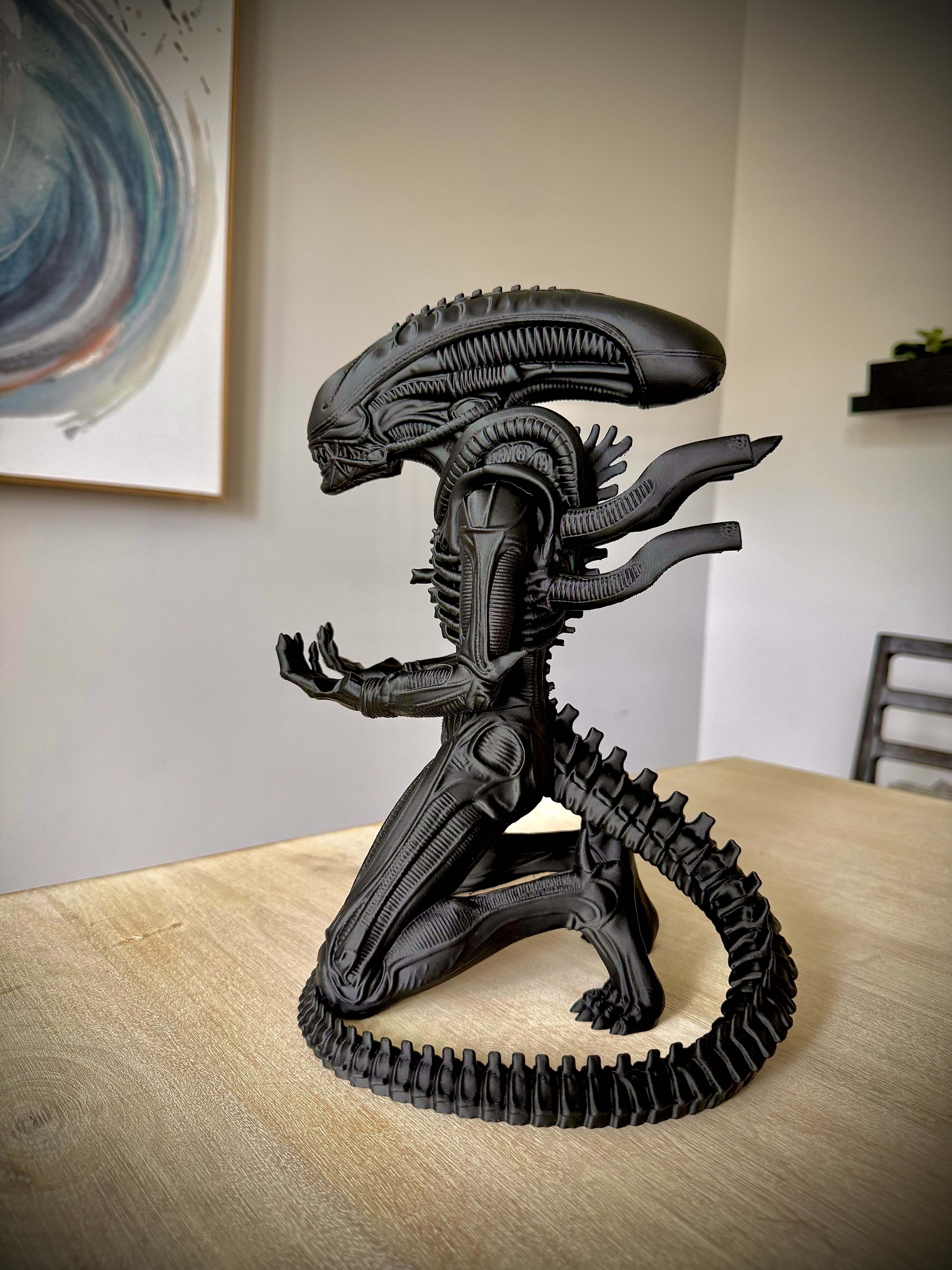 Miniatura 1 do modelo 3D Large Xenomorph (Alien) Controller Stand! Xbox/PS5