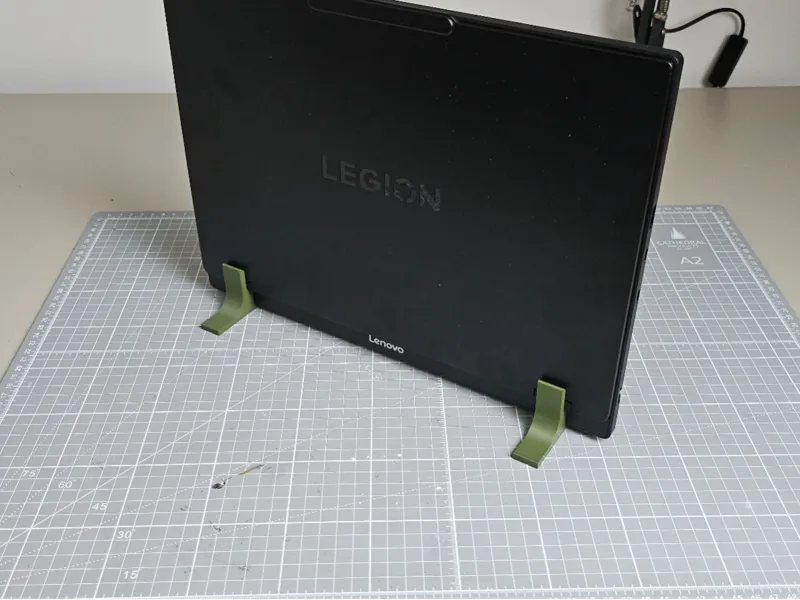 Lenovo Legion 5 Vertical Stand