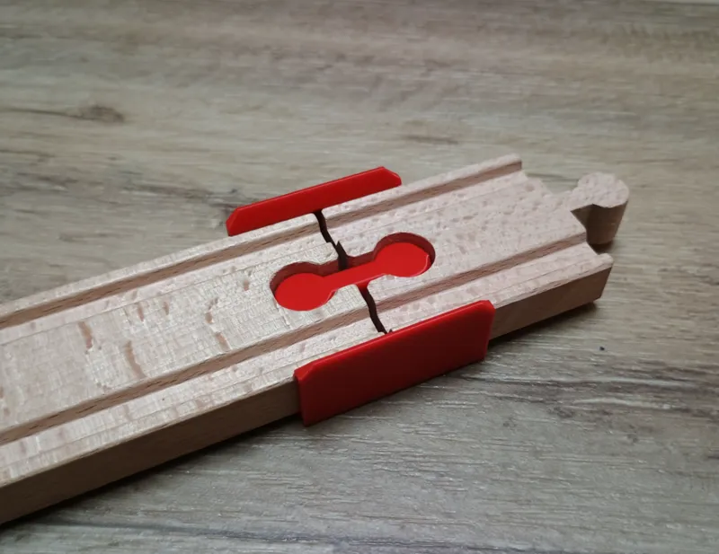 Brio connector and fixer