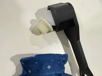 HOT-WATER BOTTLE WRENCH