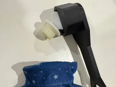 HOT-WATER BOTTLE WRENCH
