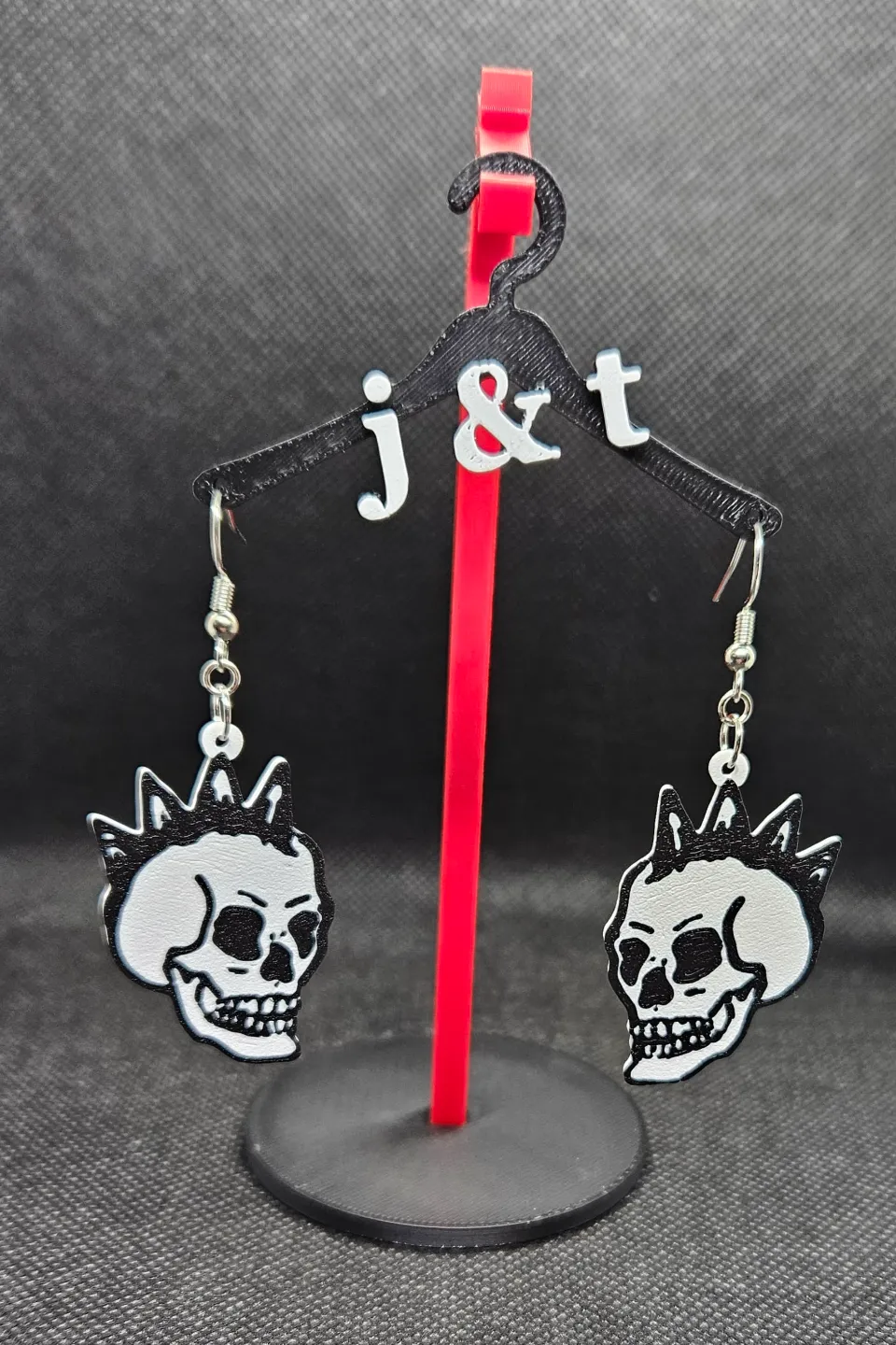 Punk skull earrings view 2