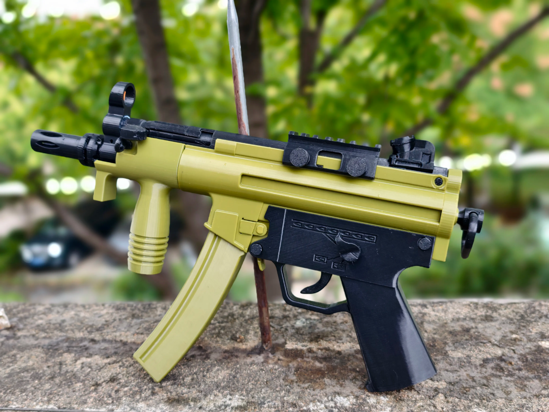 HK Heckler & Koch MP5 K submachine gun SMG - 1