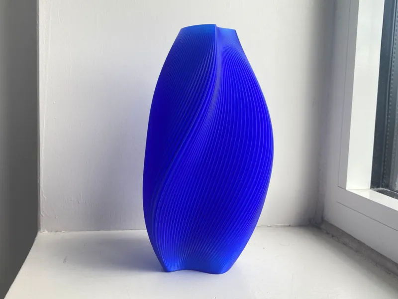modern organic vase - ribs