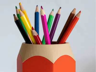 Giant Pencil Pen Holder