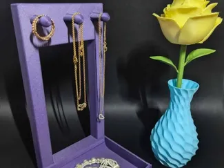 Jewelery stand