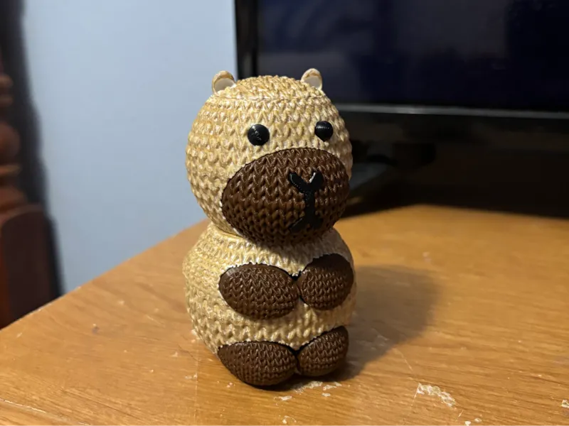 Buildable Knitted Capibara