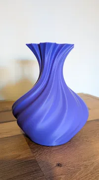 Vase Wave aux courbes ondulantes — photo 5