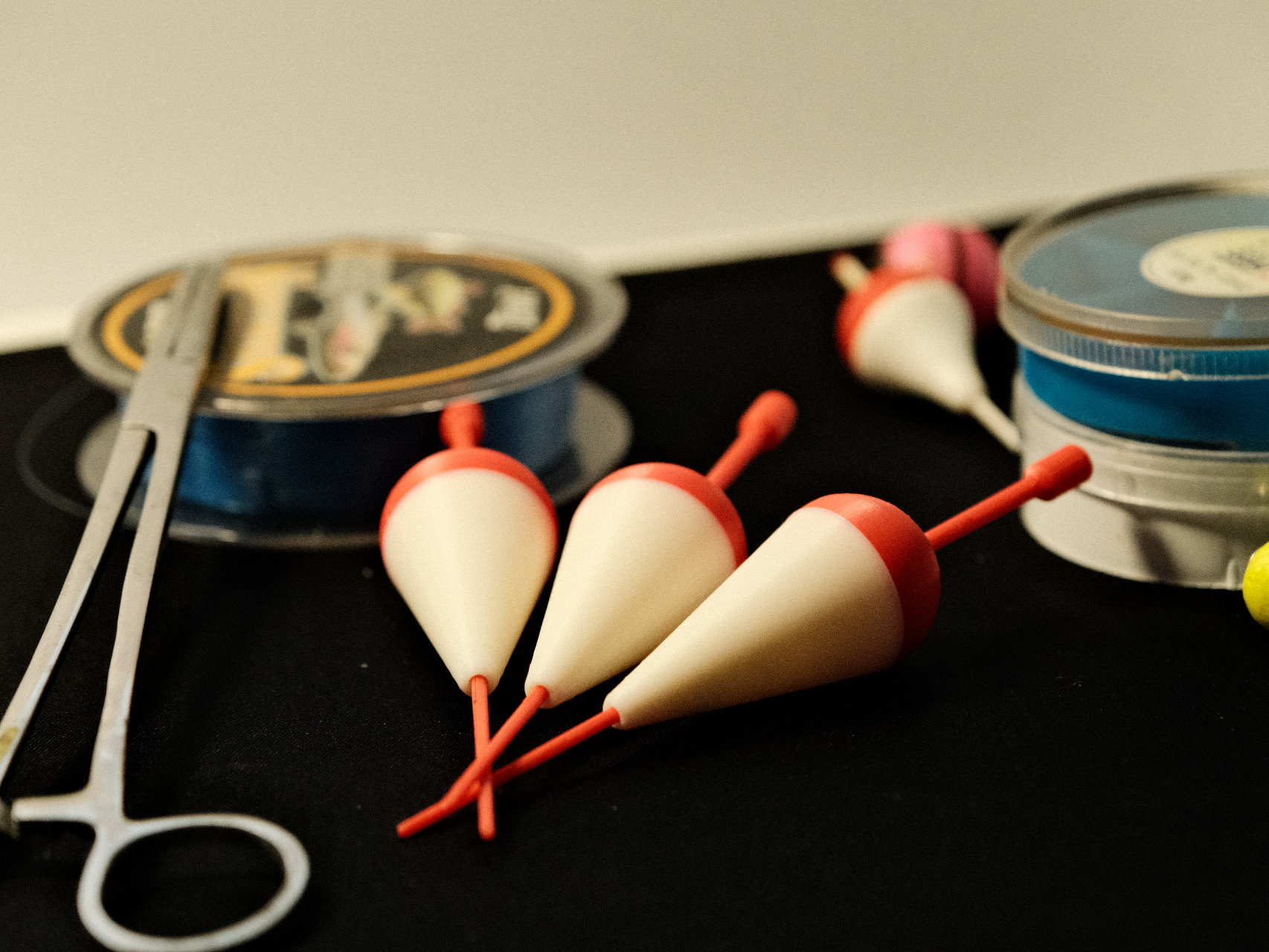 Lightweight Fishing Float – Snap Fit Bobber