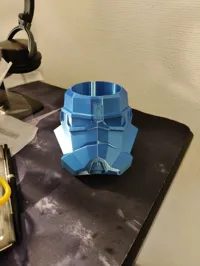 Pot à crayons Stormtrooper low poly — photo 2