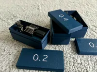 NO LOGO 0.2mm layer, 2 walls, 7% gyroid infill