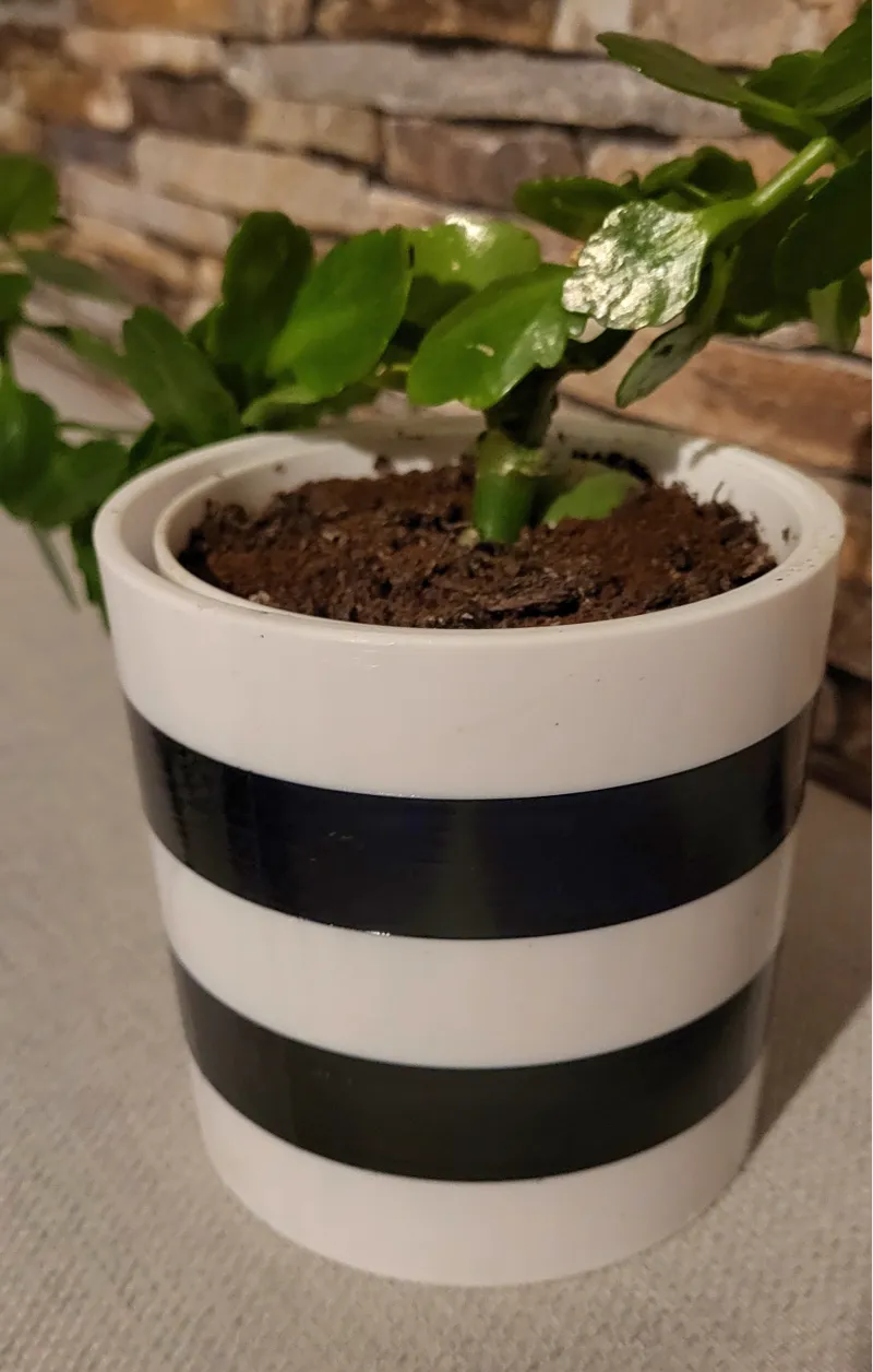 Blumentopf mit Übertopf - Flower Pot with Cover