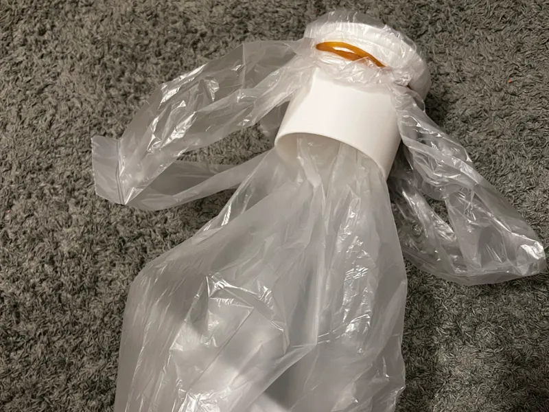 Tool für ein DIY-Spuckbeutel/Spucktüte, Kotzbeutel