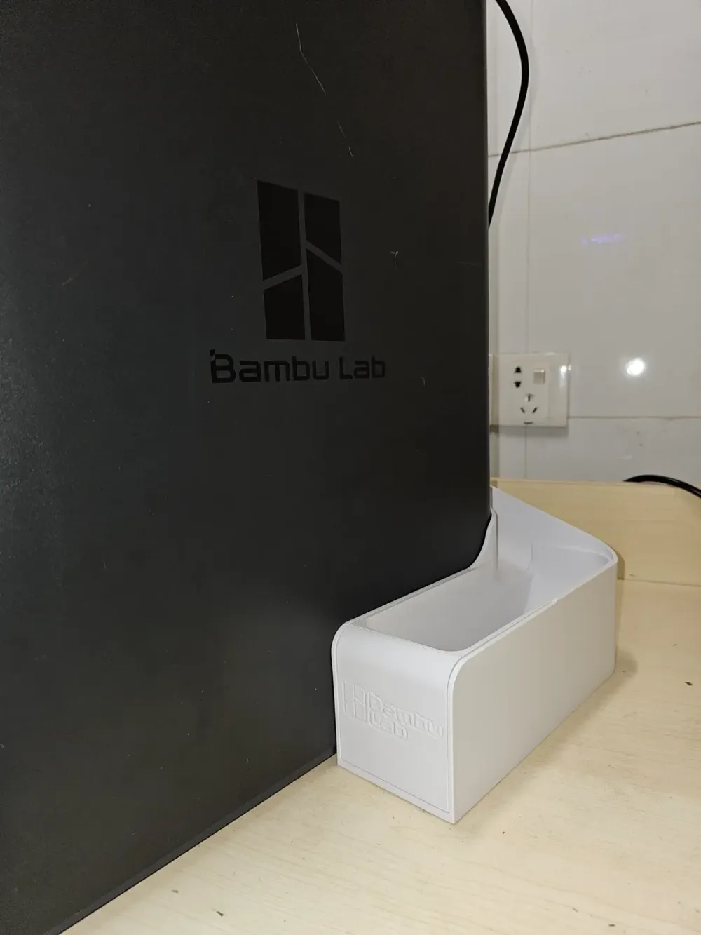 Right-hand Bamboo Shit Box by user_525884061 - MakerWorld