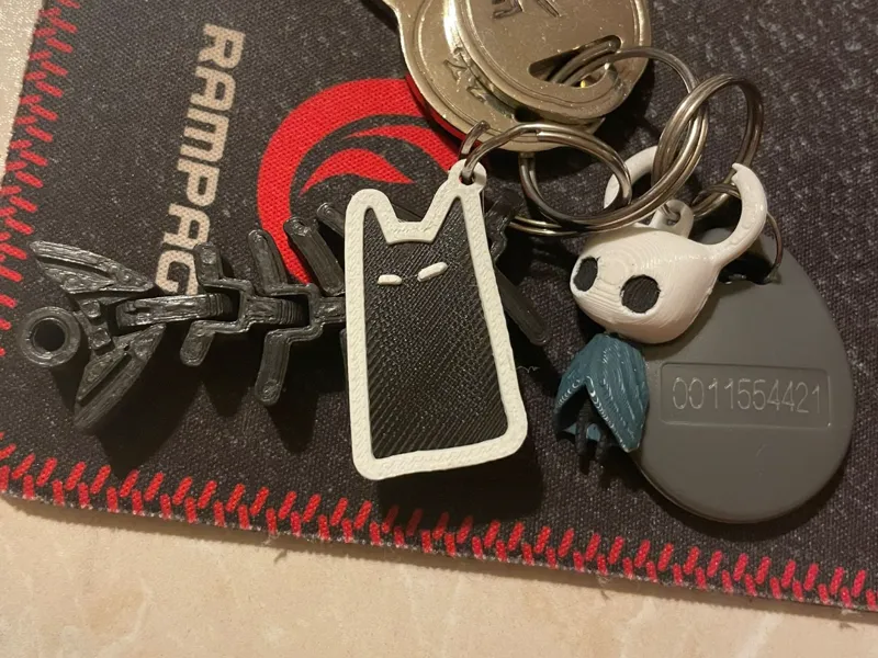 Cute Batman Keychain (No AMS Needed)