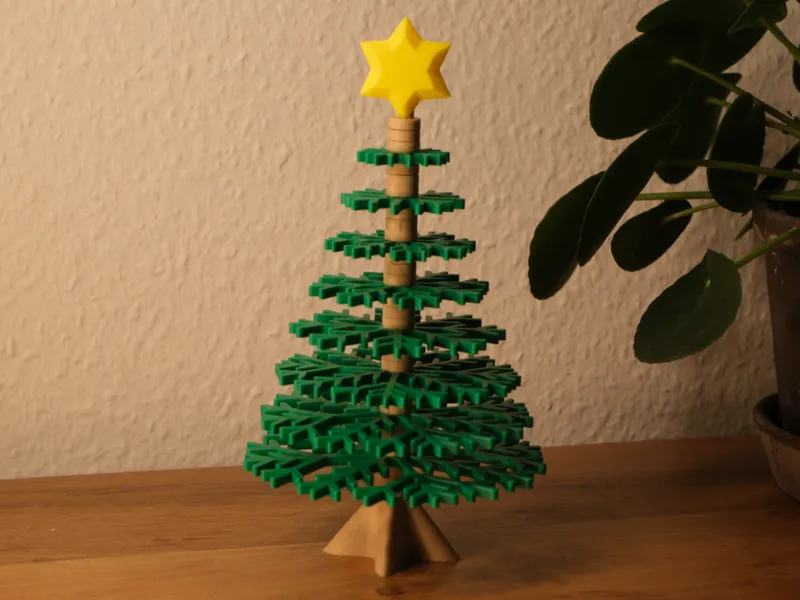 Kleiner Tisch-Weinachtsbaum