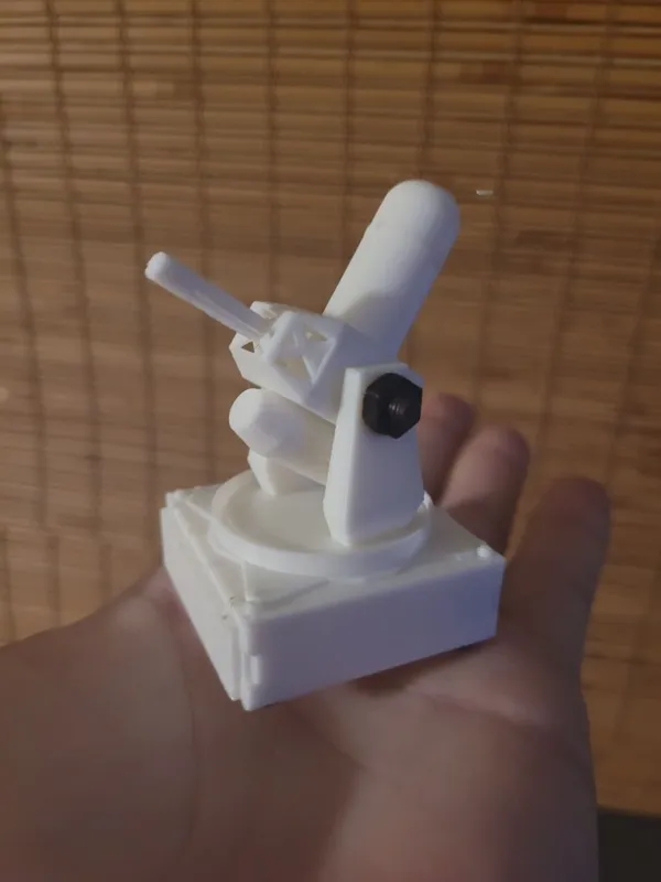 Maquette du système d'armes rapproché Phalanx CIWS 76mm