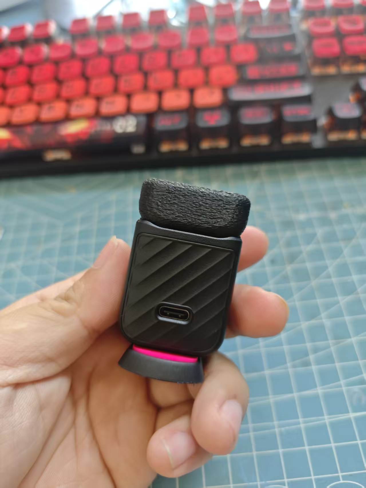 Miniatura 2 do modelo 3D pocket3 pocket4  手柄保护盖