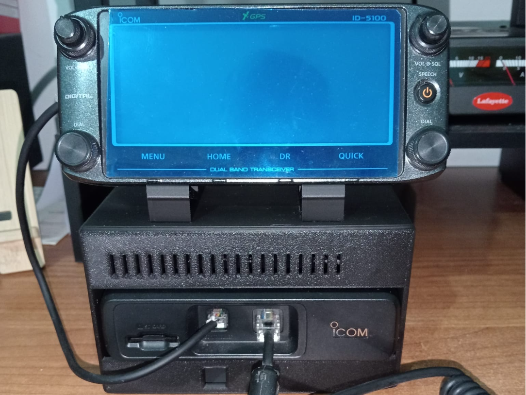 Case lite per Icom 5100