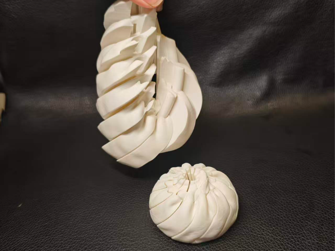 Miniatura 1 do modelo 3D 解压包子，变形