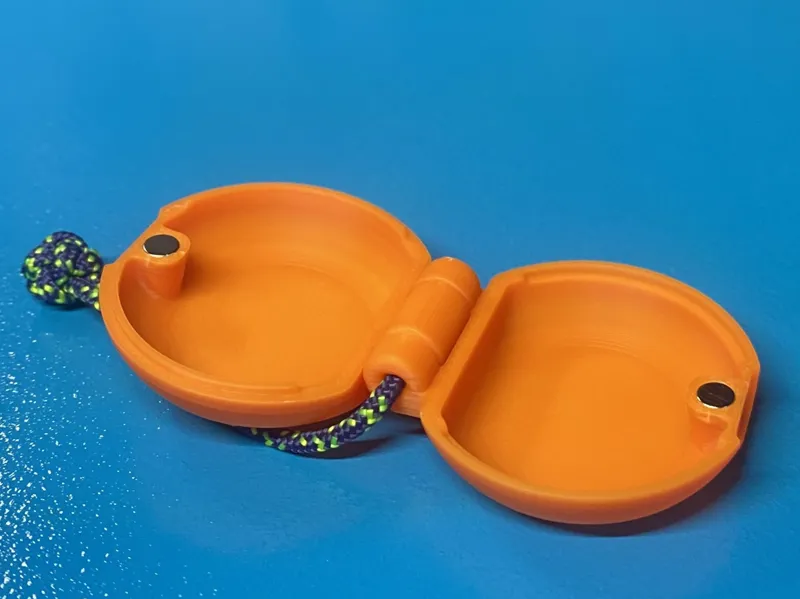 Magnetic Loop Earplug Case / Small Keychain Holder