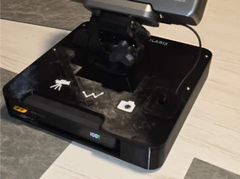 Escenografía en miniatura: Dwarf EQ Tabletop mount — referencia de MakerWorld