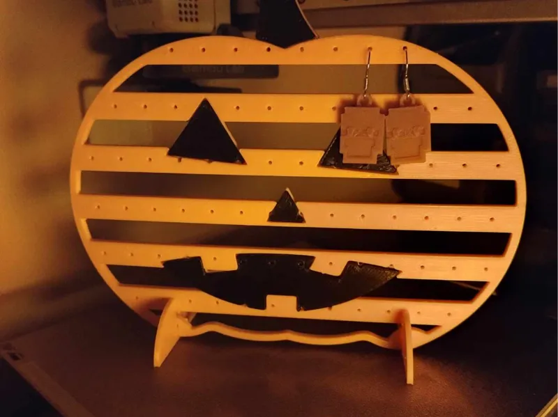 Halloween Earrings Stands (No AMS v. available)