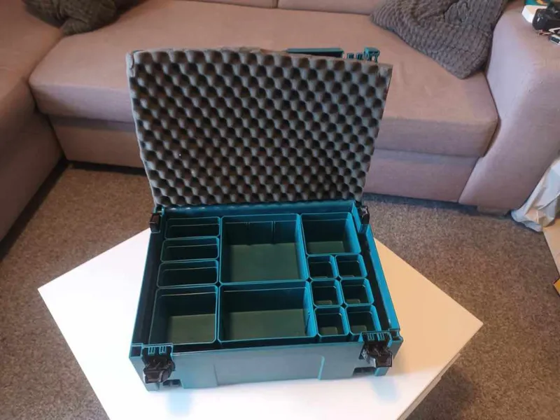 Box Makita