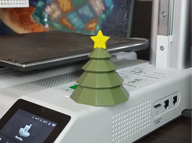 Tiny christmas tree