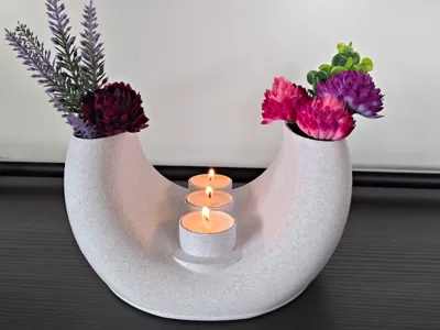 Modern Designed Vase for Flowers an Tealights