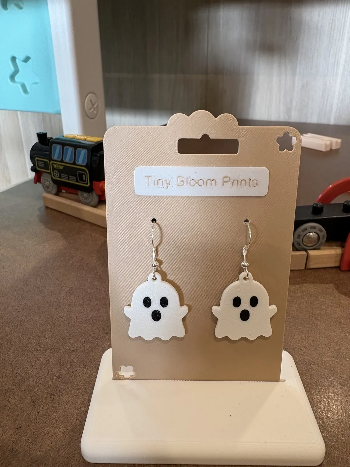 Surprised Ghost Mood Expression Earrings view 2