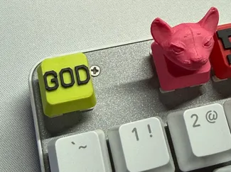 ESCAPE key will make me GOD Marathon themed keycap