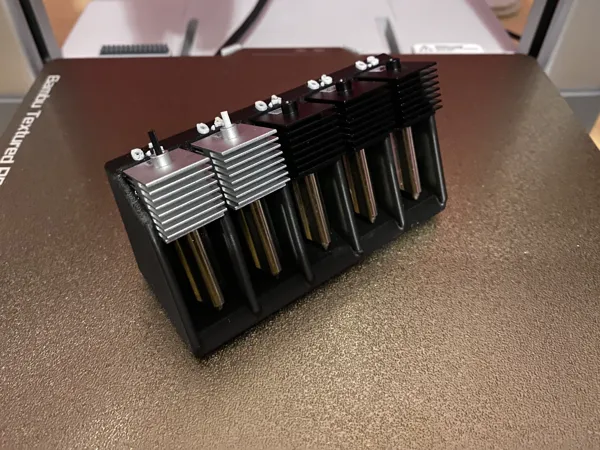 https://makerworld.bblmw.com/makerworld/model/USfcd993738929a4/design/2023-12-30_525d2fb1773d5.jpg