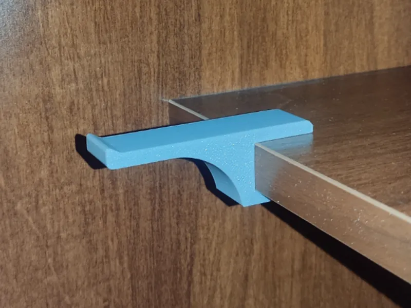 Trouser belt hanger