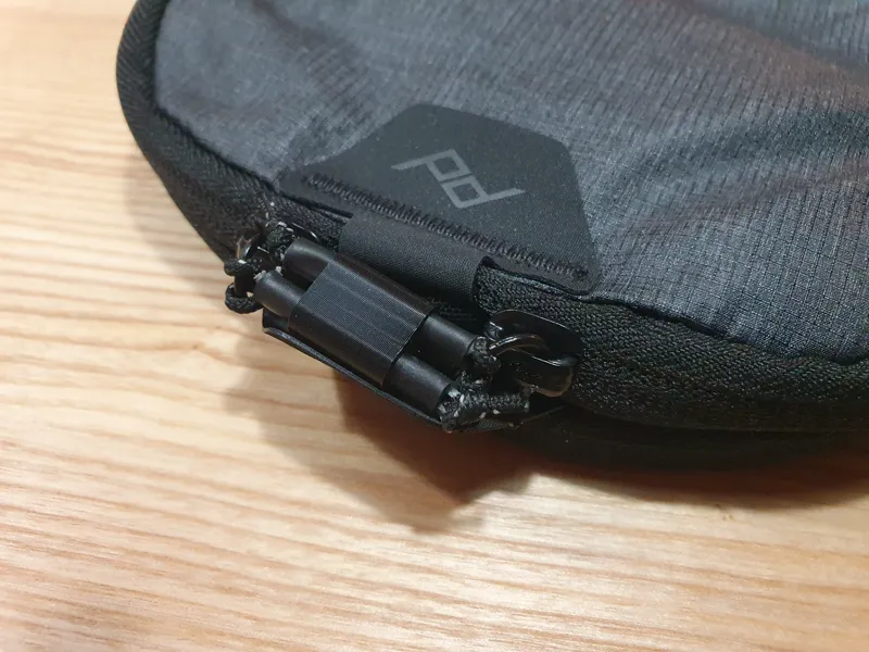 Peak Design Packing Cube zipper holder