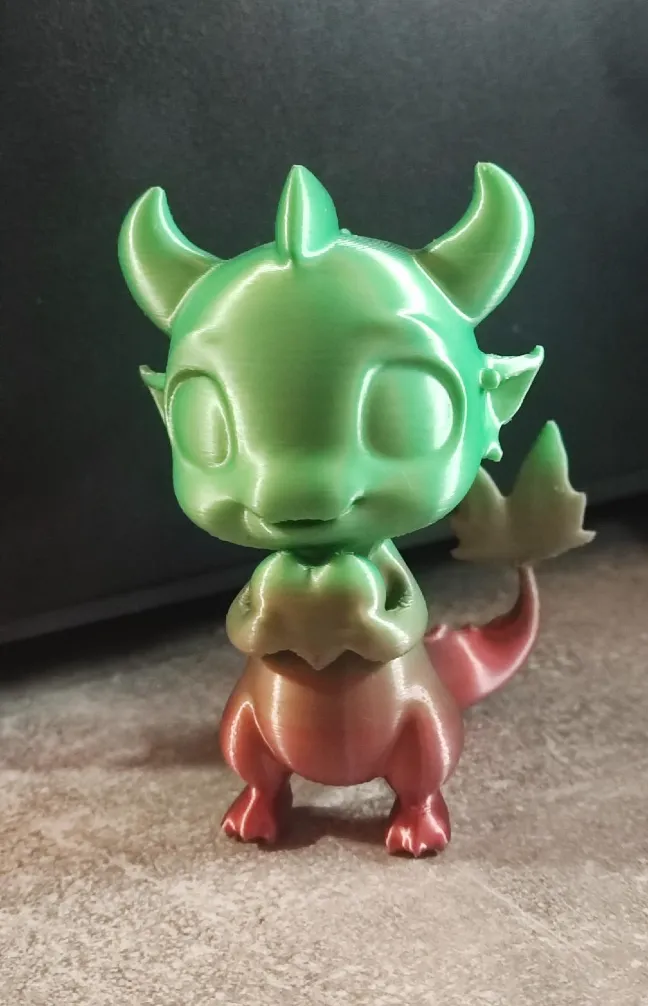 Süßer Drache mit Herz Geschenk zum Valentinstag