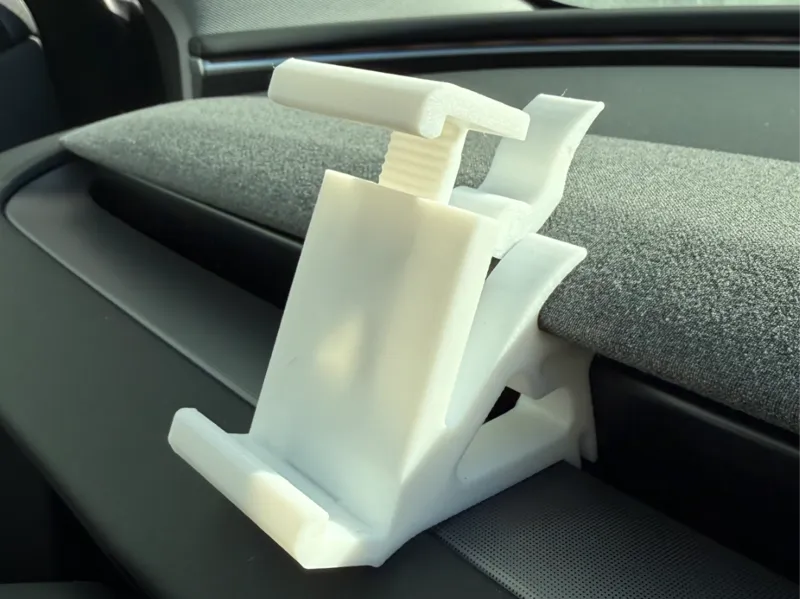 Tesla Model 3 Highland(24) Dashboard Phone Holder