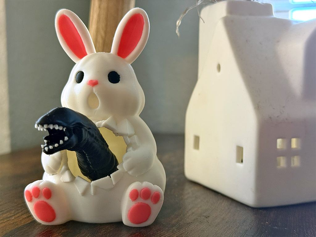 XenoBunny - Chestburster Easter Bunny 