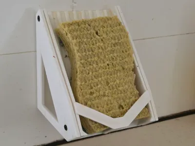 Floating Sponge Holder