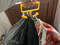 Poignée porte-sacs plastique ou poubelle — photo 1