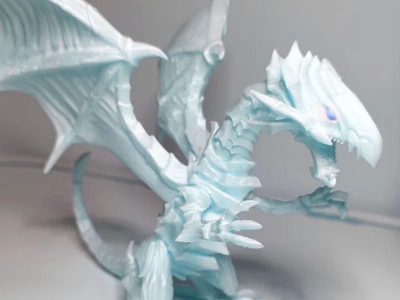 Blue Eyes White Dragon Figure