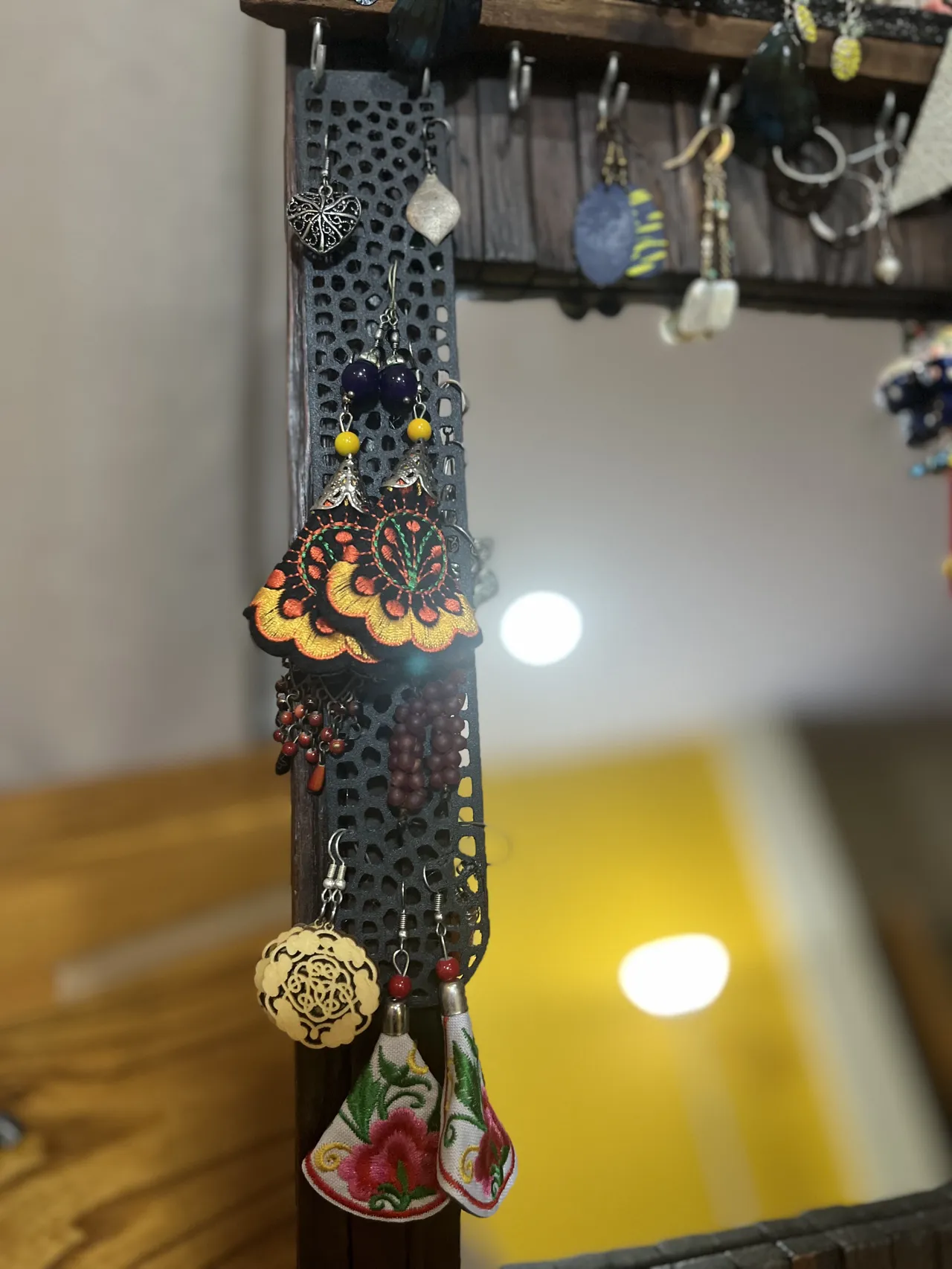 Organic Earring Holder view 2